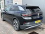 Volkswagen ID.4 Pro 77 kWh / AUTOMAAT/ SOH 91%/ ADAPTIVE CRUISE/ PARK.SENSOREN V+A/ CAMERA/ TREKHAAK/ APP-CONNECT/ STOELVERWARMING/ DIGITAL DASH/ RIJ-MODI/ NAVI/ DAB/ CLIMA/ LED/ 20'' LMV