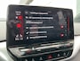 Volkswagen ID.4 Pro 77 kWh / AUTOMAAT/ SOH 91%/ ADAPTIVE CRUISE/ PARK.SENSOREN V+A/ CAMERA/ TREKHAAK/ APP-CONNECT/ STOELVERWARMING/ DIGITAL DASH/ RIJ-MODI/ NAVI/ DAB/ CLIMA/ LED/ 20'' LMV