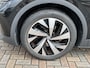 Volkswagen ID.4 Pro 77 kWh / AUTOMAAT/ SOH 91%/ ADAPTIVE CRUISE/ PARK.SENSOREN V+A/ CAMERA/ TREKHAAK/ APP-CONNECT/ STOELVERWARMING/ DIGITAL DASH/ RIJ-MODI/ NAVI/ DAB/ CLIMA/ LED/ 20'' LMV