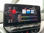 Volkswagen ID.4 Pro 77 kWh / AUTOMAAT/ SOH 91%/ ADAPTIVE CRUISE/ PARK.SENSOREN V+A/ CAMERA/ TREKHAAK/ APP-CONNECT/ STOELVERWARMING/ DIGITAL DASH/ RIJ-MODI/ NAVI/ DAB/ CLIMA/ LED/ 20'' LMV