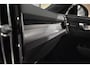 Volvo EX40 Extended Range Ultra Black Edition 252pk/82kWh | Schuifdak