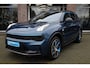 Lynk & Co 01 1.5 MY23! 6.6kWh ZWARTE-HEMEL ROLHOES MY23 360-CAMERA PANO/SCHUIF INFINITY DAB NAVI CARPLAY STOELVERWARMING ELEK.ACHTERKLEP 20"LMV