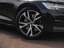 Volvo V60 2.0 T5 R-Design | Camera | Trekhaak | Apple Carplay | Cruise Control |