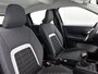 Citroën C3 Business 100pk | DEMO | Navigatie | Airco | Cruise Control | Parkeersensoren | Led koplampen | Apple Carplay / Android Auto | Bluetooth | DAB+ radio | Comfortstoelen | Elektrisch inklapbare spiegels | Draadloze telefoonlader | Regensensor | Multifunctioneel stuurwiel |