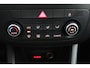 Kia Venga 1.6 CVVT Edition - Airco- Cruise Control - Navigatie- Achteruitrijcamera - Trekhaak- 12 maanden Bovag Garantie