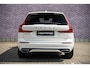 Volvo XC60 2.0 T6 Recharge AWD R-Design | Plug-in Hybrid (PHEV) | Achteruitrijcamera | Stoelverwarming | Navigatie | Apple Carplay | Android Auto | Sportstoelen | Panoramadak | Keyless Entry | BLIS | Cruise Control Adaptief