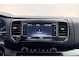 Opel Vivaro 2.0 CDTI 180pk Automaat L3H1 DC Innovation | Navigatie | 5-persoons | Camera | Trekhaak | Laadruimte betimmerd | Getint glas | Parkeersensoren