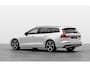 Volvo V60 T8 455PK Automaat AWD Ultra Perform. Ed. Dark Polestar Optimalisatie / Glossy black Logo voor en achterzijde / Long Range / 360 Camera / Harman Kardon audio / Head-up display / Panorama dak / Apple carplay / Android auto /