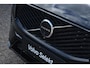 Volvo XC60 2.0 T6 Plug-in hybrid AWD Ultra Dark Panorama/schuifdak | 360 camera | Allseason banden | HarmanKardon Premium Audio | BLIS | Elektrische stoelen met geheugen functie | Semi-elektrische trekhaak