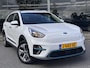 Kia Niro EV e-Niro DynamicLine 64 kWh | SOH: 96,7% | 3 Fase | Warmtepomp  | Adaptive CC | Camera | Navi | Stoel-Stuurverwarming |
