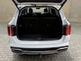 Kia Sorento 1.6 T-GDI Plug-in Hybrid 4WD DynamicPlusLine | 7-persoons | Panoramadak | Lederen bekleding | Camera | Trekhaak afneembaar | Navigatie | Apple CarPlay / Android Auto | Bose audio | Adaptieve cruise | Lane assist | LED | DAB | Dealeronderhouden