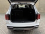Kia Sorento 1.6 T-GDI Plug-in Hybrid 4WD DynamicPlusLine | 7-persoons | Panoramadak | Lederen bekleding | Camera | Trekhaak afneembaar | Navigatie | Apple CarPlay / Android Auto | Bose audio | Adaptieve cruise | Lane assist | LED | DAB | Volledig onderhouden