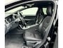 Volvo V60 1.5 T3 Polar+ Adapt cruise Stoelverwarming voor+achter Trekhaak Stuurverwarming 152 PK Onderhoud historie aanwezig.