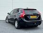 Volvo V60 1.5 T3 Polar+ Adapt cruise Stoelverwarming voor+achter Trekhaak Stuurverwarming 152 PK Onderhoud historie aanwezig.