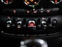 MINI Clubman 1.5 Cooper Business Edition Aut. | Panorama | Sportstoelen | Harman-Kardon | Engelse Achterlichten | Historie |