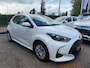 Toyota Yaris 1.5 Hybrid Active / 1E EIGENAAR / NAVIGATIE / NIEUW MODEL / ECC / CAMERA / DEALER ONDERHOUDEN / CRUISE / NL-AUTO