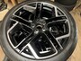 Volkswagen Tiguan 1.5 eHybrid R-Line Edition / AUTOMAAT/ 272 PK/ GARANTIE TM 06-2030/ PANO/ TREKHAAK/ 20" LMV/ BLACK STYLE/ STOELVENTILATIE/ 360 CAMERA/ DODEHOEK/ ACC/ MEMORY SEAT/ STUUR+STOELVERWARM./ MASSAGE/ HARMAN KARDON/ APP CONNEC