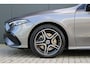 Mercedes-Benz A-klasse A250e AMG | head-up display | 360 camera | elektrische stoelen | sfeerverlichting | keyless entry | BTW