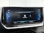 Peugeot e-2008 EV GT 50 kWh 136pk Automaat | 1ste Eigenaar | Stoelverwarming | Navigatie | Climate Control | Cruise Control | Camera | 17"LMV | Dodehoekdetectie | Apple Carplay/Android Auto