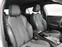 Peugeot e-2008 EV GT 50 kWh 136pk Automaat | 1ste Eigenaar | Stoelverwarming | Navigatie | Climate Control | Cruise Control | Camera | 17"LMV | Dodehoekdetectie | Apple Carplay/Android Auto