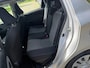 Toyota Yaris 1.5 Hybrid Lease Automaat 2e eigenaar dealer onderhouden navigatie elektrische ramen cv op afs