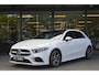 Mercedes-Benz A-klasse 180 AMG Led Panorama Widescreen Camera CarPlay Pdc