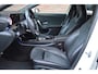 Mercedes-Benz A-klasse 180 AMG Led Panorama Widescreen Sfeer Camera Pdc