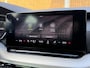 Skoda Octavia Combi 1.0 e-TSI Sport Business Automaat | Trekhaak uitklapbaar | LED koplampen | Apple CarPlay/Android Auto | Climate & cruise control | Rijstrooksensor | Getint glas | Sportstoelen | Sfeerverlichting | Parkeersensoren voor en achter