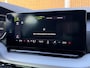 Skoda Octavia Combi 1.0 e-TSI Sport Business Automaat | Trekhaak uitklapbaar | LED koplampen | Apple CarPlay/Android Auto | Climate & cruise control | Rijstrooksensor | Getint glas | Sportstoelen | Sfeerverlichting | Parkeersensoren voor en achter