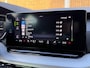 Skoda Octavia Combi 1.0 e-TSI Sport Business Automaat | Trekhaak uitklapbaar | LED koplampen | Apple CarPlay/Android Auto | Climate & cruise control | Rijstrooksensor | Getint glas | Sportstoelen | Sfeerverlichting | Parkeersensoren voor en achter
