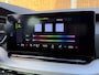 Skoda Octavia Combi 1.0 e-TSI Sport Business Automaat | Trekhaak uitklapbaar | LED koplampen | Apple CarPlay/Android Auto | Climate & cruise control | Rijstrooksensor | Getint glas | Sportstoelen | Sfeerverlichting | Parkeersensoren voor en achter