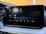 Skoda Octavia Combi 1.0 e-TSI Sport Business Automaat | Trekhaak uitklapbaar | LED koplampen | Apple CarPlay/Android Auto | Climate & cruise control | Rijstrooksensor | Getint glas | Sportstoelen | Sfeerverlichting | Parkeersensoren voor en achter