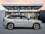 Volvo XC90 T8 Recharge Ultra Dark | 21 | Luchtvering | Trekhaak | Getint Glas | Harman Kardon | 360 Camera | Head-Up | Elektr. verst. Stoelen | Matrix LED | Panoramadak