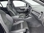 Volvo XC40 T4 Recharge Ultimate Bright | 19" | Leder/Nubuck | Panoramadak | Harman Kardon | Elektr. verst. Stoelen | Adaptieve Cruise | BLIS | Stoel/Stuurverwarming | Parkeercamera