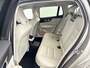 Volvo V60 T6 Recharge Inscription | 19" | Trekhaak | Harman Kardon | 360 Camera | Full LED | Adaptieve Cruise | BLIS | Stoel/Stuurverwarming |