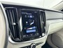 Volvo V60 T6 Recharge Inscription | 19" | Trekhaak | Harman Kardon | 360 Camera | Full LED | Adaptieve Cruise | BLIS | Stoel/Stuurverwarming |