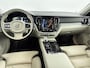 Volvo V60 T6 Recharge Inscription | 19" | Trekhaak | Harman Kardon | 360 Camera | Full LED | Adaptieve Cruise | BLIS | Stoel/Stuurverwarming |