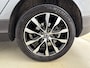 Volvo V40 Cross Country T3 Dynamic Edition | 17" | Panoramadak | Parkeercamera | Trekhaak | Harman Kardon | Adaptieve Cruise | BLIS | Keyless | Stoelverwarming