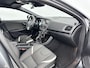 Volvo V40 Cross Country T3 Dynamic Edition | 17" | Panoramadak | Parkeercamera | Trekhaak | Harman Kardon | Adaptieve Cruise | BLIS | Keyless | Stoelverwarming