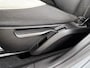 Volvo V40 Cross Country T3 Dynamic Edition | 17" | Panoramadak | Parkeercamera | Trekhaak | Harman Kardon | Adaptieve Cruise | BLIS | Keyless | Stoelverwarming