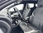 Volvo V40 Cross Country T3 Dynamic Edition | 17" | Panoramadak | Parkeercamera | Trekhaak | Harman Kardon | Adaptieve Cruise | BLIS | Keyless | Stoelverwarming