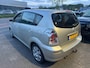Toyota Verso 1.8 VVT-i Sol 7PERS AUTOMAAT LEDER CLIMA TREKHAAK PARKEERSENSOREN ORIG NL NAP