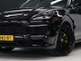 Porsche Cayenne 3.0 E-Hybrid TechArt [SCHUIFKANTELDAK, SPORT CHRONO, KLEPPENSYSTEEM, SPORT DESIGN, PDLS+, LUCHTVERING, BOSE, MEMORY, STOELVERWARMING, APPLE CARPLAY, CAMERA, NIEUWSTAAT]