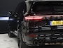 Porsche Cayenne 3.0 E-Hybrid TechArt [SCHUIFKANTELDAK, SPORT CHRONO, KLEPPENSYSTEEM, SPORT DESIGN, PDLS+, LUCHTVERING, BOSE, MEMORY, STOELVERWARMING, APPLE CARPLAY, CAMERA, NIEUWSTAAT]