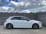 Mercedes-Benz A-klasse 180 Business Solution AMG Matrix-Stoelvw-Pano-Camera