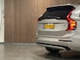 Volvo XC90 T8 AWD Recharge Ultra Dark | Vol! | Bowers & Wilkins | Luchtvering | Stoelventilatie | Trekhaak | 360 Camera | Head-Up Display | Stoelmassage | 455pk | Adaptieve Cruise Control | Stoelverwarming voor+achter | Stuurwielverwarming | Schuifdak | 21 Inch | Full LED Matrix Meesturende koplampen | Pilot Assist | BLIS Dode Hoek Detectie | Alcantara hemelbekleding | Lederen handgrepen en zonnekleppen | Elektrische voorstoelen geheugen | Nappa Lederen bekleding | Zitting verlenging voorstoelen | Lederen Dashboard | Google Infotainment | Keyless Drive | Parkeersensoren voor+achter | Privacy Glass | Elektrisch bedienbare achterklep | Geïntegreerde zongordijnen achterportieren | Geïntegreerd kinderzitje achterin | Verlichte instaplijsten | 7-Persoons | 4-Zone Climate Control | DAB Radio | Apple Carplay/Android Auto | Alarm Klasse III | Draadloos telefoon opladen | Volvo On Call met mobiele App functie | Bright Dusk Metallic |