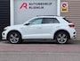 Volkswagen T-Roc 1.5 TSI 3x R-Line Pano/AppleCar/Keyless