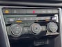 Volkswagen T-Roc 1.5 TSI 3x R-Line Pano/AppleCar/Keyless