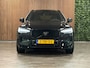 Volvo XC60 T8 AWD Recharge Ultra Black Edition | Luchtvering | Trekhaak | 360° Camera | 455pk | Head-Up Display | Adaptieve Cruise Control | Stoelverwarming voor+achter | Stuurwielverwarming | Schuifdak | Full LED Meesturende koplampen | Pilot Assist | BLIS Dode Hoek Detectie | Elektrische voorstoelen geheugen | R-Design Contour stoelen met wit stiksel en bies | Zitting verlenging voorstoelen | Lederen dashboard | 21 Inch | Google Infotainment | Keyless Drive | Elektrisch bedienbare achterklep | DAB Radio | Apple Carplay/Android Auto | Alarm Klasse III | Draadloos telefoon opladen | Volvo On Call met mobiele App functie | Onyx Black Metallic |