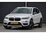 BMW X1 xDrive20d 190pk Aut. | High Executive | Shadowline | Panoramadak | Leder | Trekhaak | 20'' | Mineral Weiss